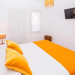 Holidayvilla Tropical - Bbq , Pool , Garden By Holidays Villa La Oliva